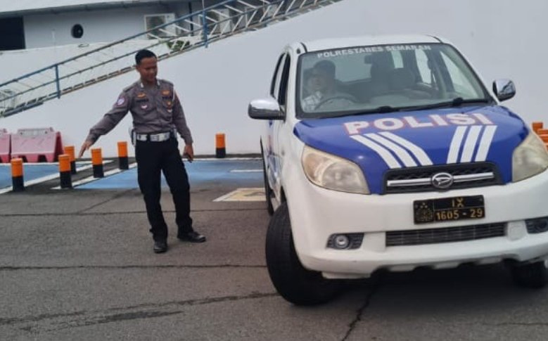 Polantas Menyapa: Polrestabes Semarang Tingkatkan Kesiapan Peserta Lewat Arahan Uji Praktik SIM